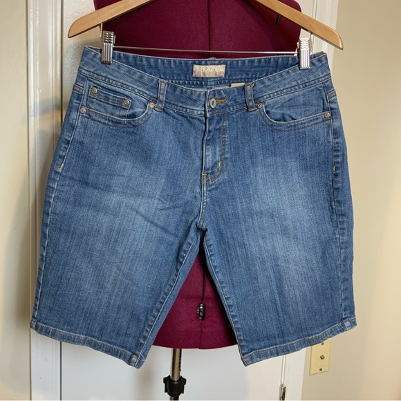 Like New Personal Identity Light Wash Blue Jean Shorts Women - Picture 2 of 11